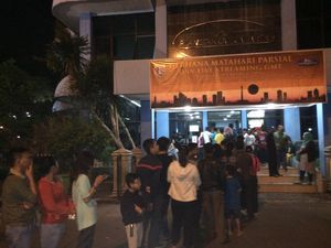 Kacamata Gerhana Habis, Sebagian Pengunjung TIM Kecewa