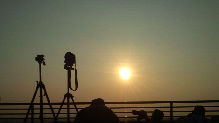 Warga Medan Pemburu Gerhana Padati Kampus UMSU