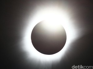 Habis Gerhana Parsial, Terbitlah Gerhana Matahari Total