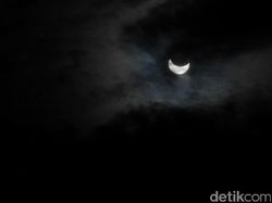 Keindahan Gerhana Matahari di Langit Belitung