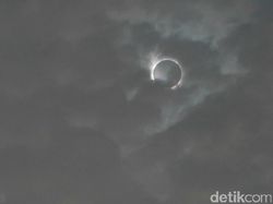 Keindahan Gerhana Matahari di Langit Belitung