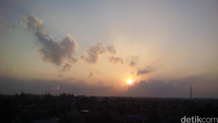 Begini Indahnya Penampakan Gerhana Matahari di Aceh