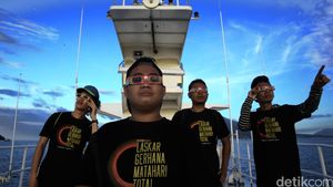 Laskar Gerhana detikcom Nikmati GMT dari Atas Kapal Bakamla