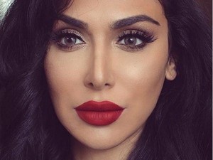 Beauty Blogger Buat Eksperimen Angkat Komedo Pakai Lem, Hasilnya?