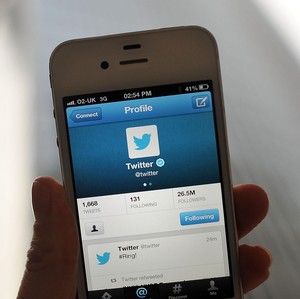 Tak Perlu Kirim CV, Ini Cara Pakai Twitter untuk Bisa Dapat Kerja Tak Perlu Kirim CV, Ini Cara Pakai Twitter untuk Bisa Dapat Kerja