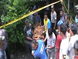 Seorang Dukun Ditemukan Tewas dengan Luka Bacok