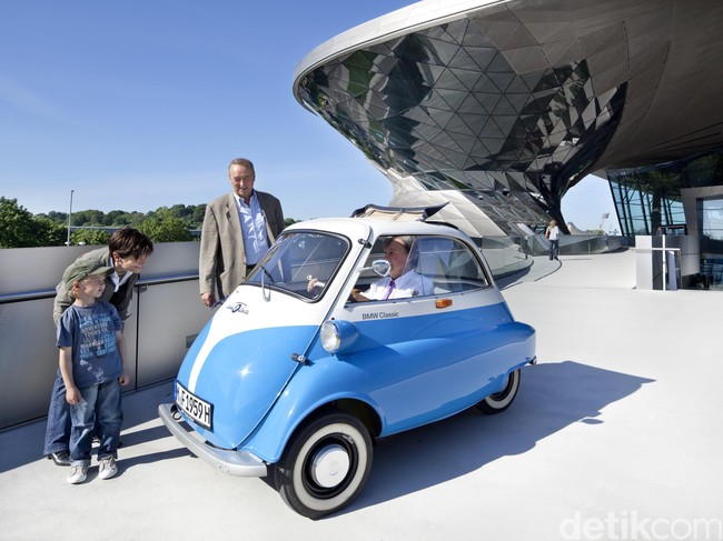 10 Mobil BMW Paling Penting dalam Sejarah