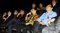 Menempati area seluas 15,141 m2, MaxxBox Lippo Village menjadi langkah awal perwujudan dari sebuah konsep prestigious mix used development millennium village.