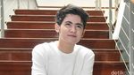 Aww, Senyuman Aliando Ini Bikin Para ABG Jatuh Hati