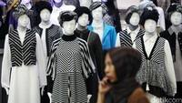 Berbagai busana dipamarkan di IFW 2016.