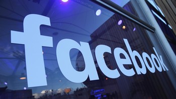 Urutan 7, Facebook merupakayan layanan jejaring sosial terbesar di dunia yang didirikan oleh Mark Zuckerberg. Perusahaan asal Amerika Serikat ini memiliki nilai penjualan USD 44.6 miliar atau sekitar Rp 621 triliun. (Foto: GettyImages)