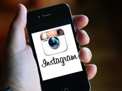 Kilas Balik Satu Dekade, Lahirnya 4G, Instagram, hingga Gojek