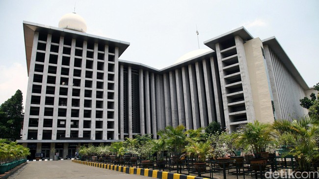 Pengakuan Terbaru Sekar Arum Infak di Istiqlal Pakai Duit Palsu