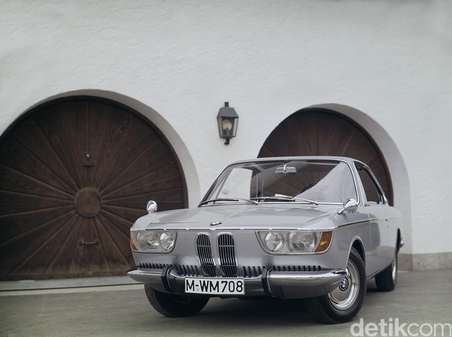 10 Mobil BMW Paling Penting dalam Sejarah