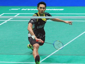 Linda Lolos, Jonatan Disingkirkan Momota