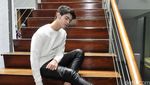 Aww, Senyuman Aliando Ini Bikin Para ABG Jatuh Hati