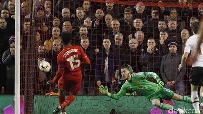 Liverpool Permalukan MU