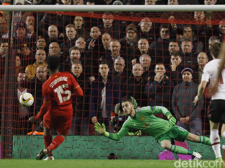 Liverpool Permalukan MU