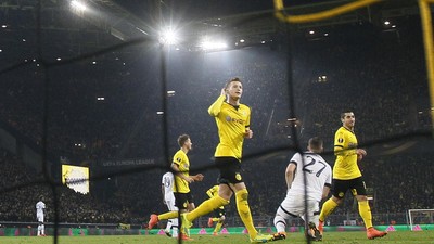 Dortmund Lumat Tottenham Hotspur 3-0