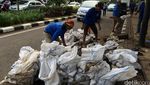 4 Ribu Karung Lumpur Diangkut dari Gorong-gorong