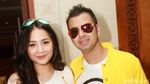 Raffi Ahmad dan Nagita Slavina Pamer Koleksi Busana di IFW 2016