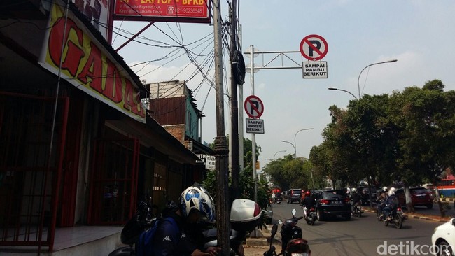 Ada 585 Perusahaan Gadai Abal-abal, OJK Rangkul via Radio Dangdut
