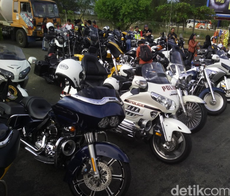 Touring Moge di Banda Aceh. Foto: Agus Setyadi Touring Moge di Banda Aceh. Foto: Agus Setyadi