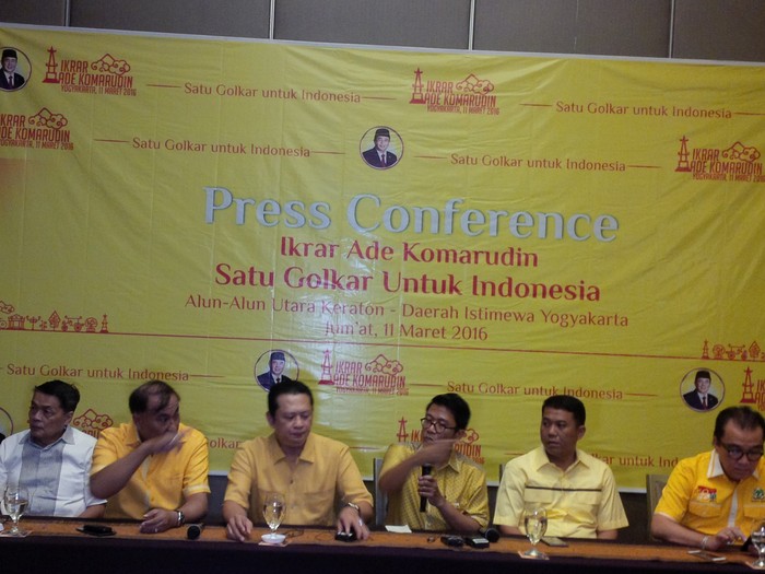 Akom Deklarasi jadi Caketum Golkar di Yogyakarta Malam ini