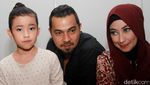 Centilnya Putri Sultan Djorghi dan Annisa Trihapsari