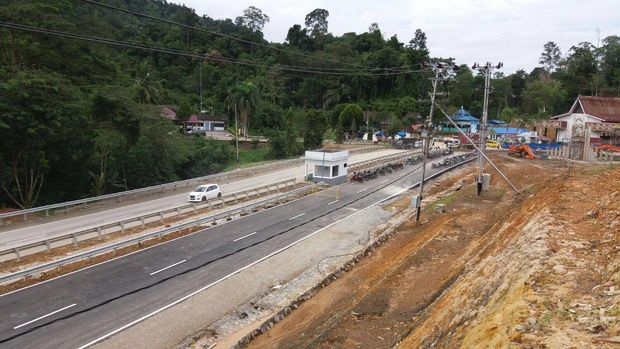 Begini Perkembangan Proyek Jalan Perbatasan Ri Malaysia