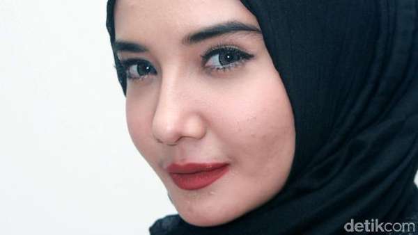 Manisnya Zaskia Sungkar Manisnya Zaskia Sungkar