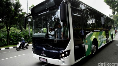 Ini Dia Bus Scania Pengganti Metromini