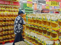 Minyak Goreng Curah Dilarang Pedagang pun Teriak