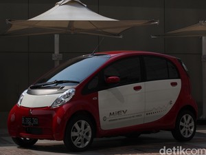 Mitsubishi Kirim 10 Mobil Listrik ke Pemerintah RI Akhir Februari