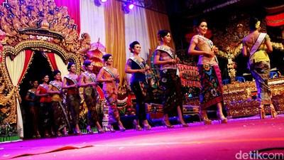 Blue Bird Dukung Festival Seni Budaya Desa Adat Kuta