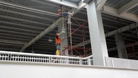 Bentuk renovasi dilakukan dengan peninggian peron dan pembangunan baru elevated.