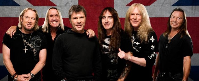 Pesawat Tur Iron Maiden Alami Kecelakaan