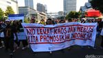 Promosikan Indonesia Lewat Kaos dan Medsos