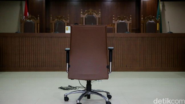 Larangan Bagi Hakim Bermewah-mewahan