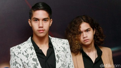 Girls, Lebih Kece El atau Dul?