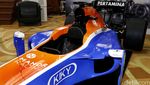 Ini Replika Mobil Balap F1 Rio Haryanto