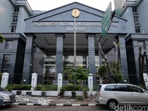 Video Pengamanan di PN Jakpus Jelang Sidang Hasto & Vonis Tom Lembong