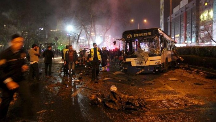 Korban Tewas Ledakan Bom Mobil di Ankara Bertambah Jadi 27 Orang