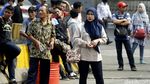Sopir Angkutan Mogok, Bus Sekolah Angkut Penumpang