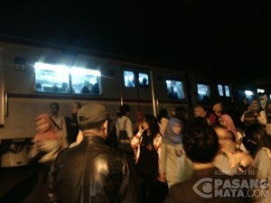 KRL Tujuan Maja Sudah Dievakuasi, Baru Satu Jalur yang Bisa Digunakan