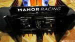 Ini Replika Mobil Balap F1 Rio Haryanto