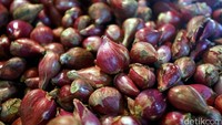 Sementara untuk bawang merah dijual Rp 45.000/kg.