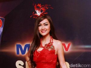 Julia Perez Menikah Dulu Lalu Foto Prewedding dan Lamaran