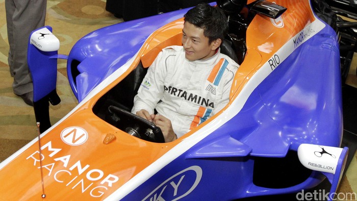 Akhir pekan ini akan menjadi sejarah untuk Rio Haryanto dan dunia olahraga (otomotif) Indonesia. Sebab, itulah saatnya si anak Solo ini melakoni debutnya di kancah Formula 1. Rengga Sancaya/detikcom.