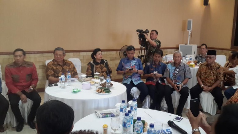 SBY: Di Era Saya Para Menteri Kompak SBY: Di Era Saya Para Menteri Kompak